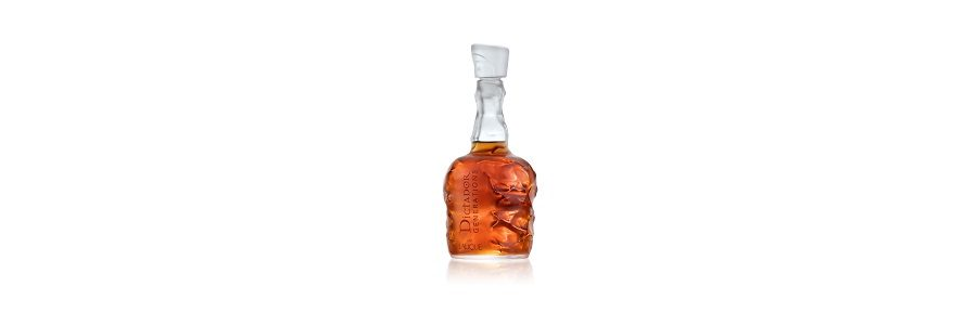 Dictador Generations en Lalique pale bottle white 1.jpg