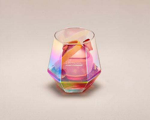 Dictador Game Changer Pink Revolution solo 2.jpg