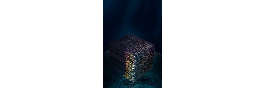 Dictador Generations en Lalique box on black mirror pre9852 .jpg