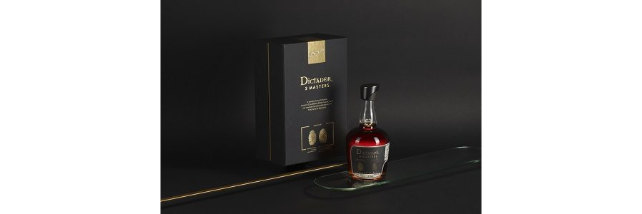 GLENFARCLAS bottle box product photo.jpg